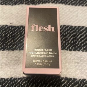 Flesh stick highlighter